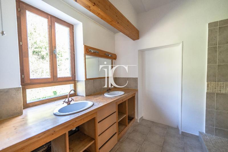 Appartement - 139 m² - 4 pièces