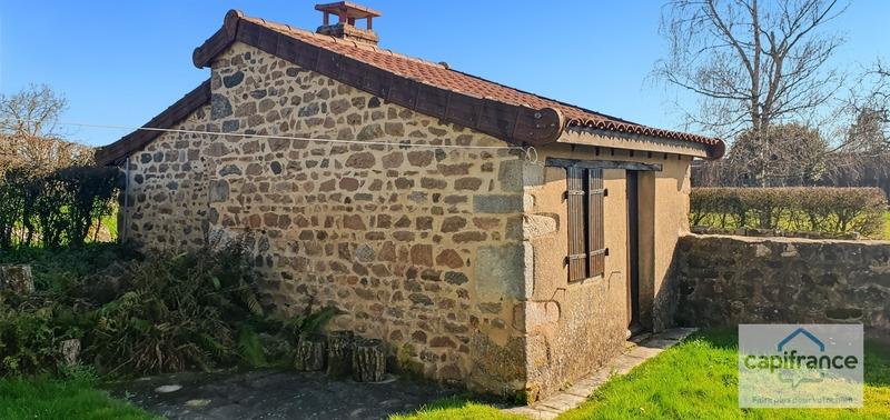 Maison - 210 m² - 7 pièces