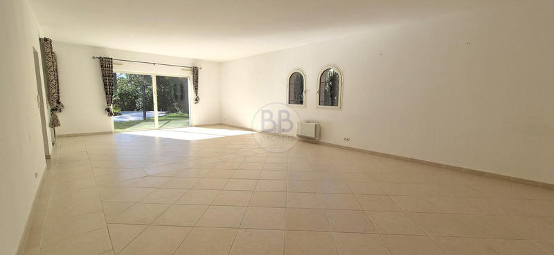 Villa - 230 m² - 7 pièces
