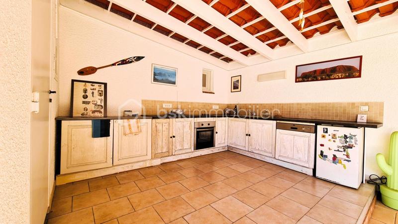 Demeure - 299 m² - 8 pièces