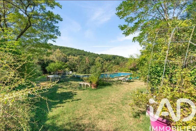 Maison de campagne - 239 m² - 6 pièces