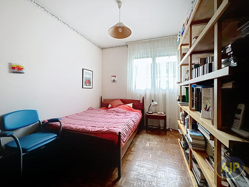 Appartement - 81 m² - 4 pièces