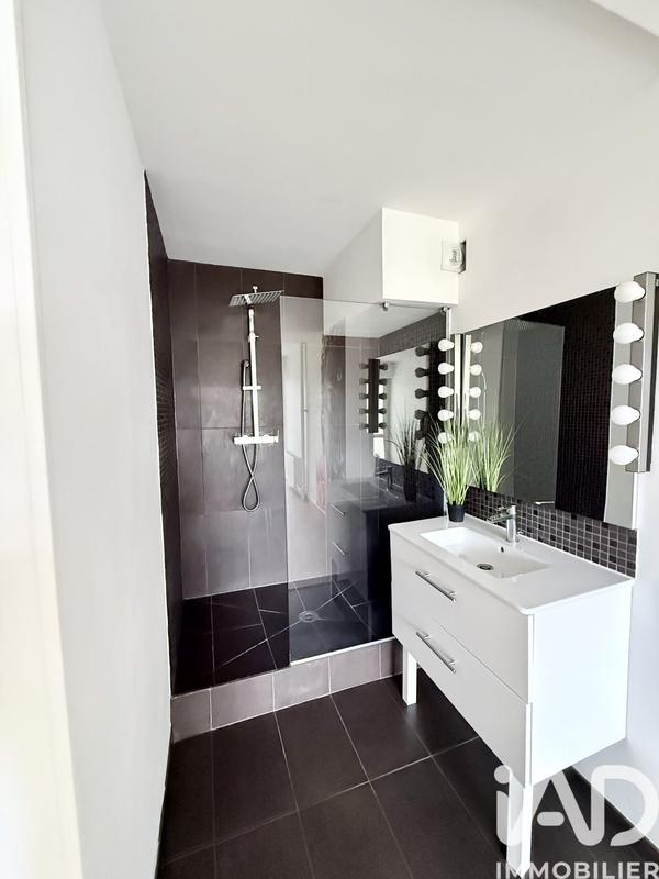 Appartement - 57 m² - 2 pièces