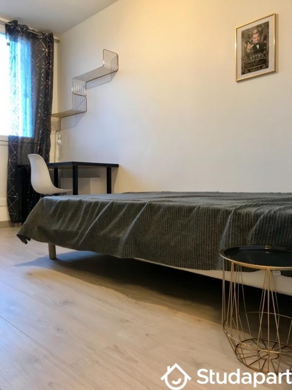 Chambre - 9 m² - 1 pièce