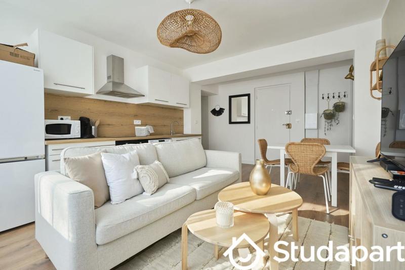 Chambre - 10 m² - 1 pièce