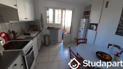 Chambre - 30 m² - 1 pièce