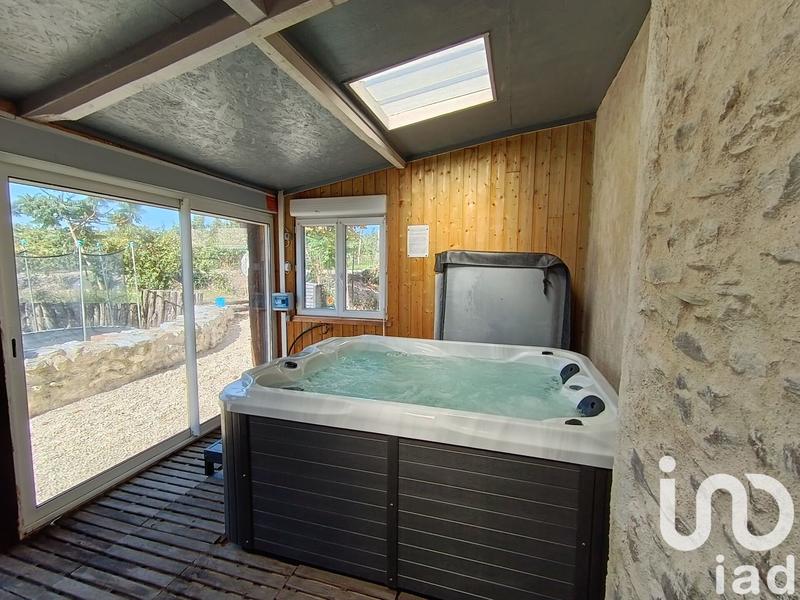 Maison - 150 m² - 4 pièces