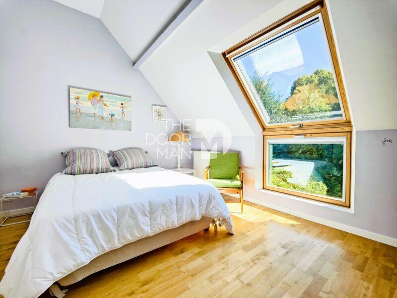 Maison d'architecte - 150 m² - 8 pièces