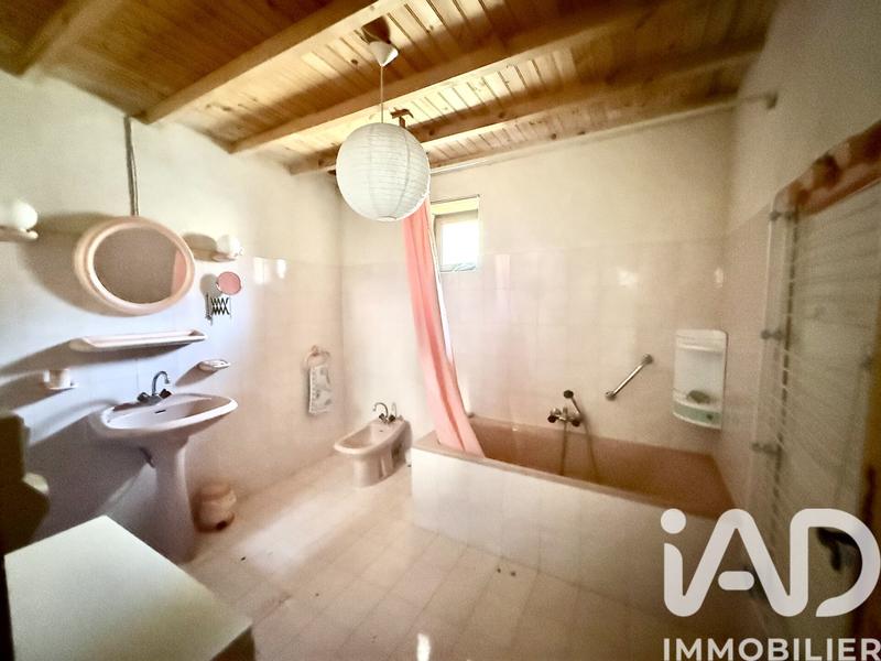 Maison de village - 110 m² - 5 pièces