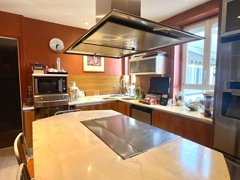 Appartement - 141 m² - 5 pièces