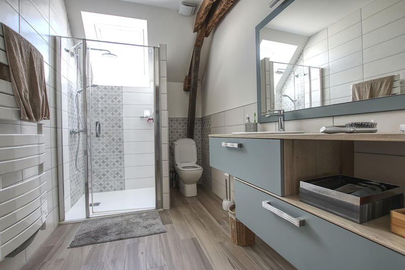 Maison - 215 m² - 8 pièces