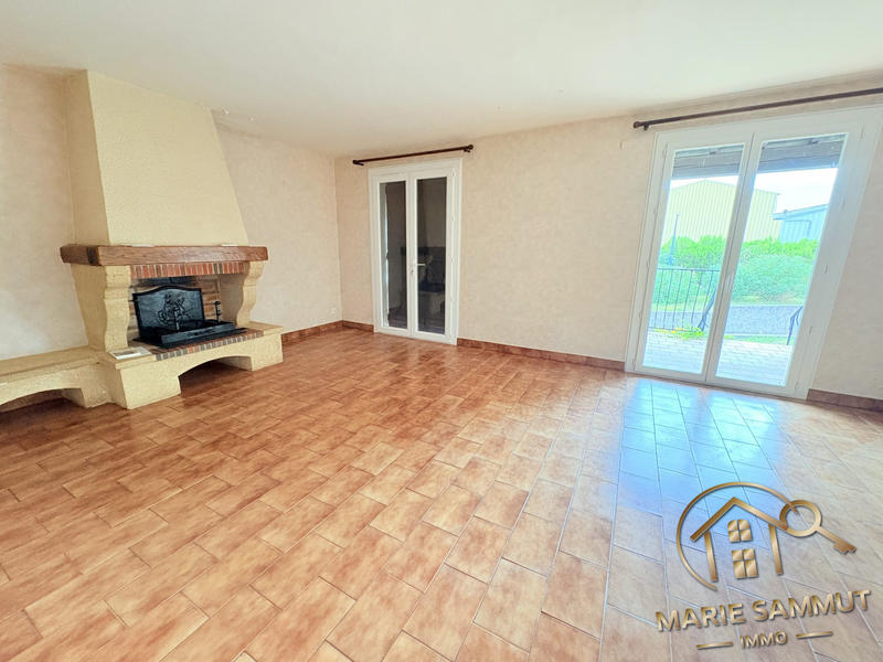 Maison traditionnelle - 220 m² - 7 pièces