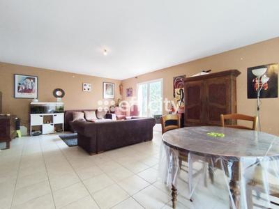 Maison - 153 m² - 6 pièces