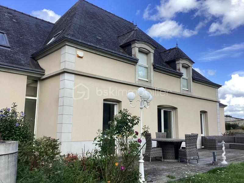 Maison d'architecte - 310 m² - 10 pièces