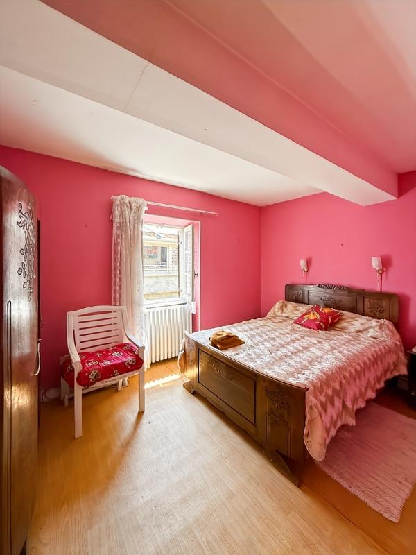 Maison de village - 94 m² - 4 pièces