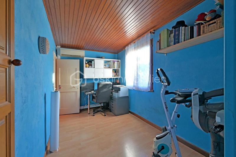 Maison de village - 81 m² - 5 pièces