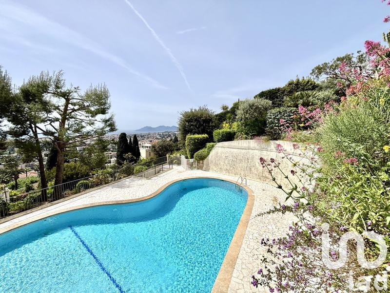 Appartement - 76 m² - 3 pièces