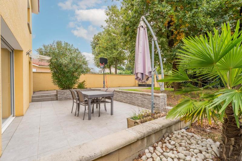 Maison - 104 m² - 5 pièces