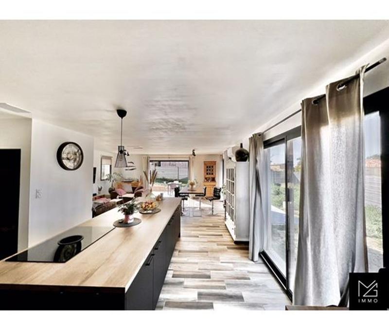 Maison traditionnelle - 114 m² - 4 pièces