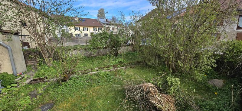 Maison - 180 m² - 10 pièces