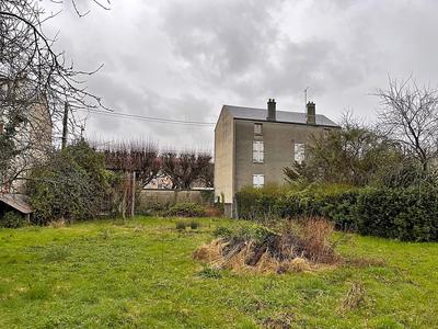 Maison - 91 m² - 6 pièces