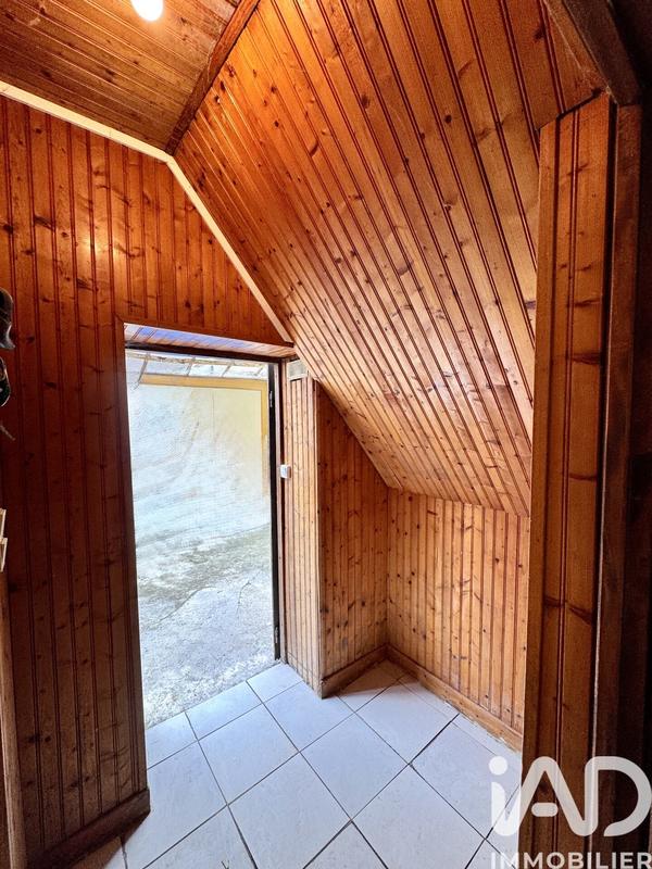 Maison - 85 m² - 4 pièces