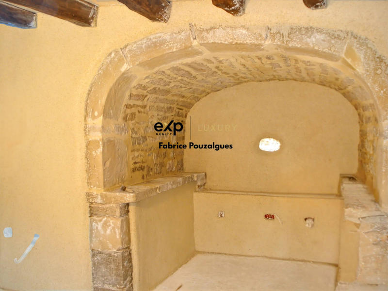 Maison - 315 m² - 8 pièces