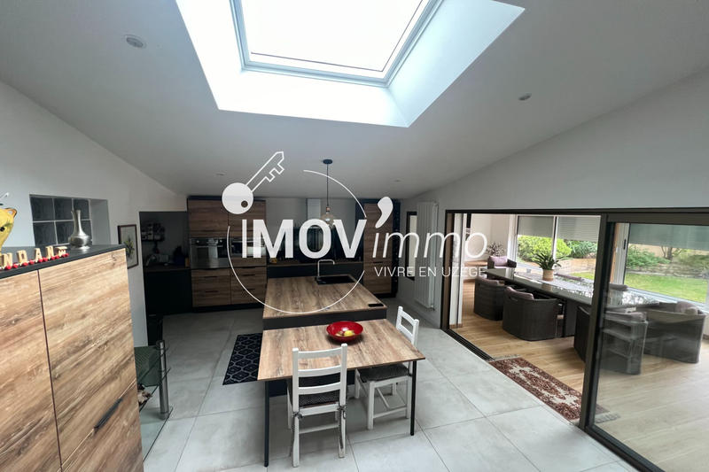 Villa - 167 m² - 6 pièces