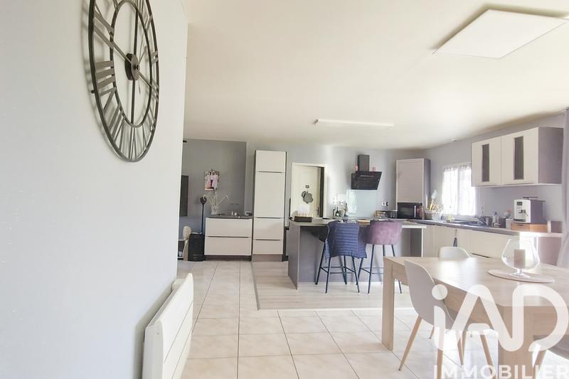 Maison - 111 m² - 5 pièces