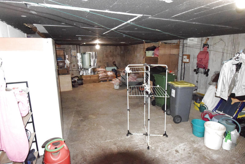 Maison - 100 m² - 8 pièces