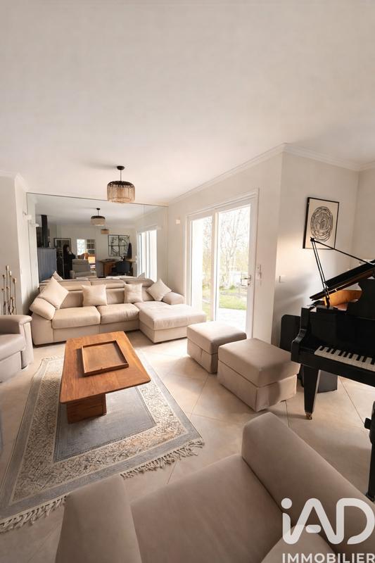 Maison - 165 m² - 6 pièces