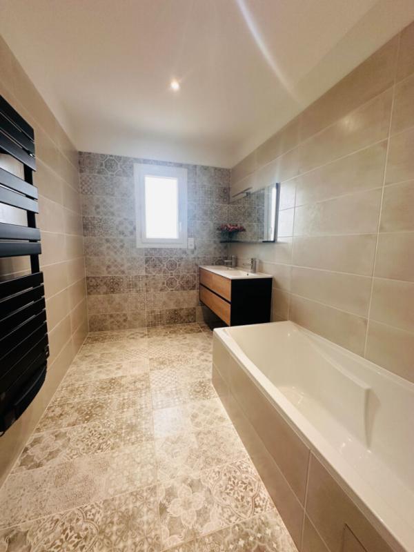 Maison - 121 m² - 5 pièces