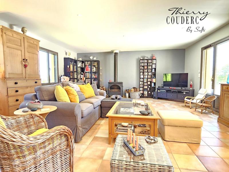 Maison - 145 m² - 5 pièces