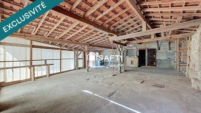 Maison - 159 m² - 9 pièces