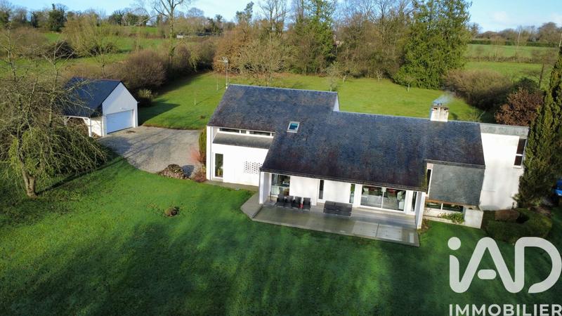 Maison de maîtres - 275 m² - 9 pièces