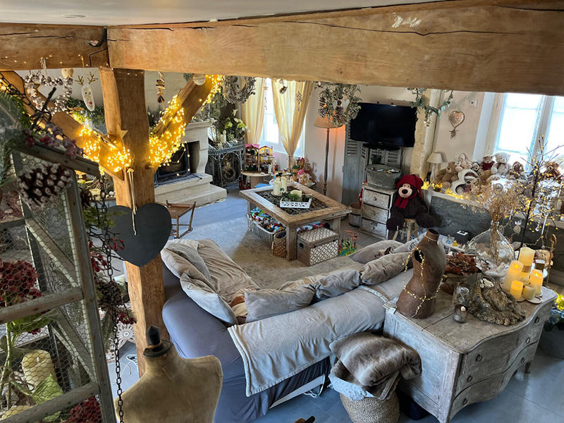 Maison - 200 m² - 6 pièces