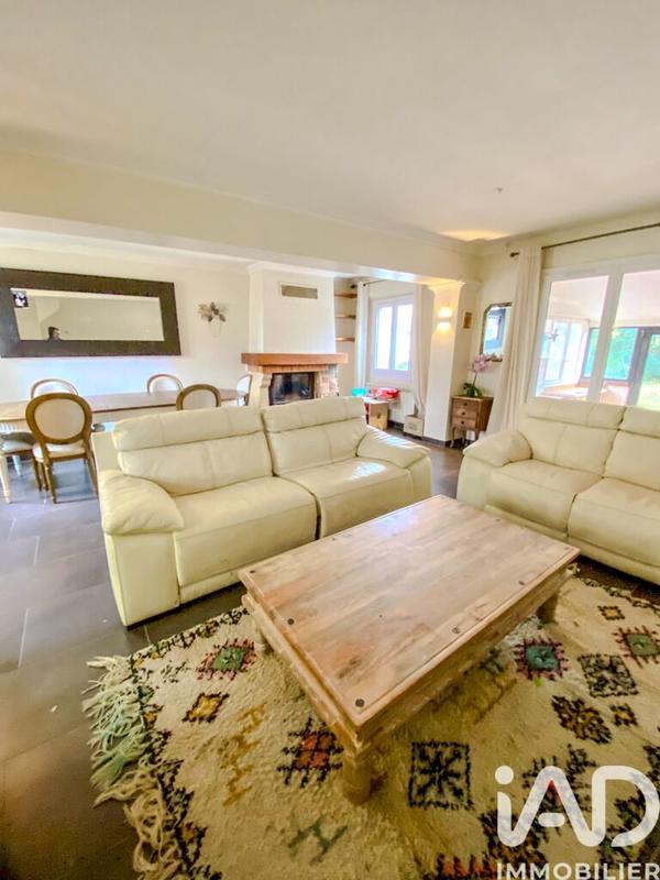 Maison - 140 m² - 6 pièces