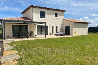 Maison - 130 m² - 4 pièces