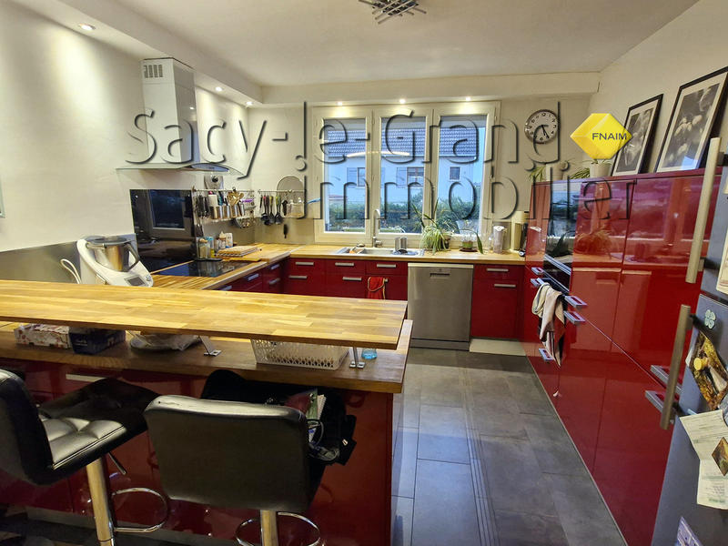 Maison - 128 m² - 6 pièces