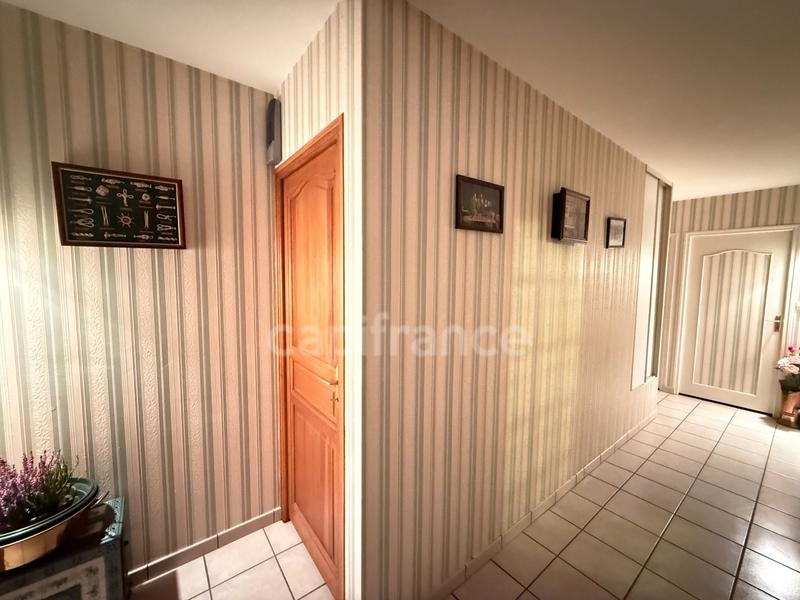 Maison - 98 m² - 4 pièces