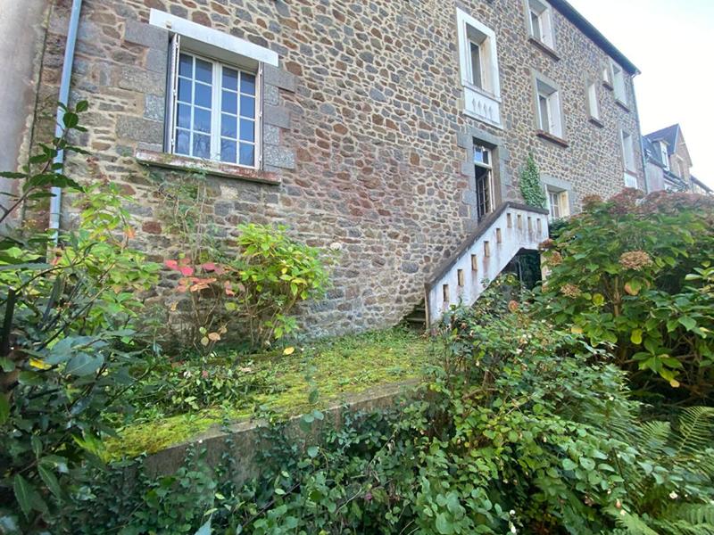 Maison - 142 m² - 7 pièces