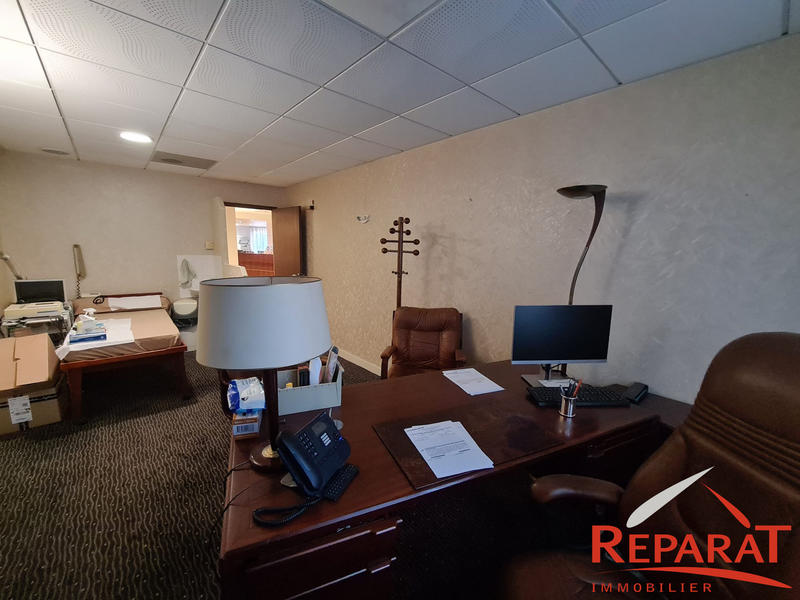 Bureau - 190 m²