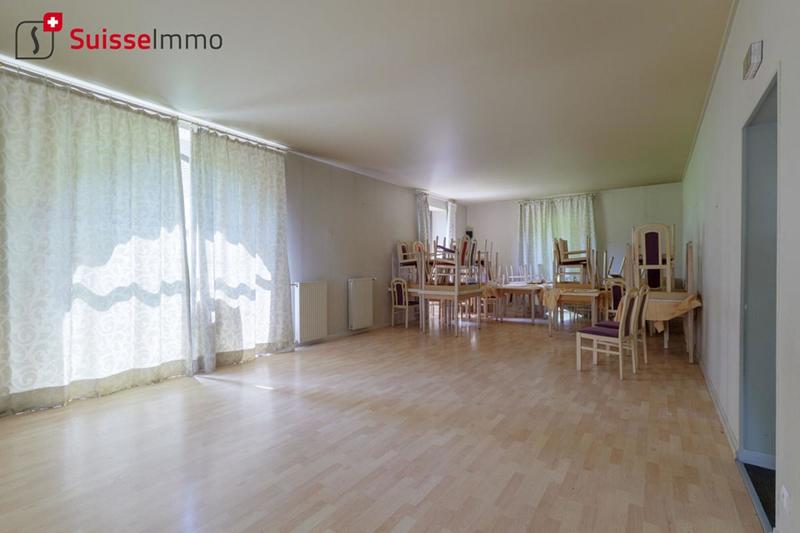 Appartement - 191 m² - 6 pièces
