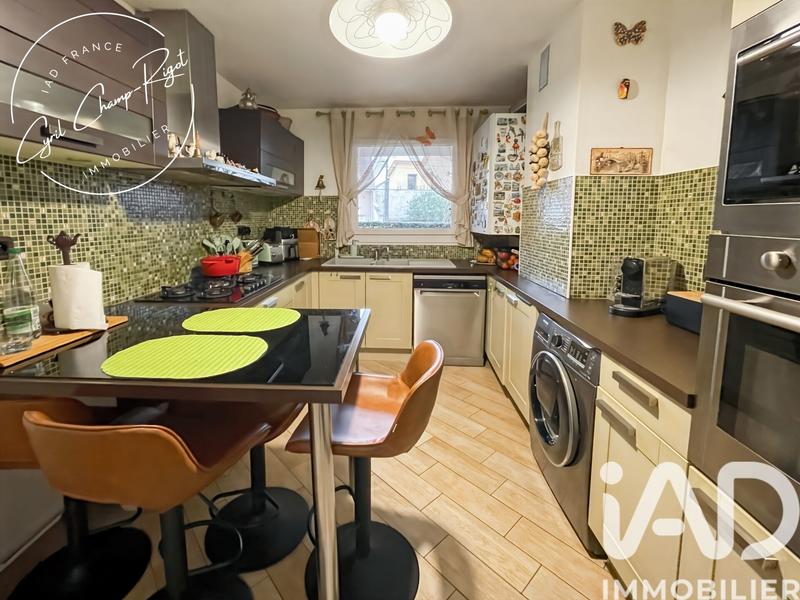 Appartement - 104 m² - 5 pièces