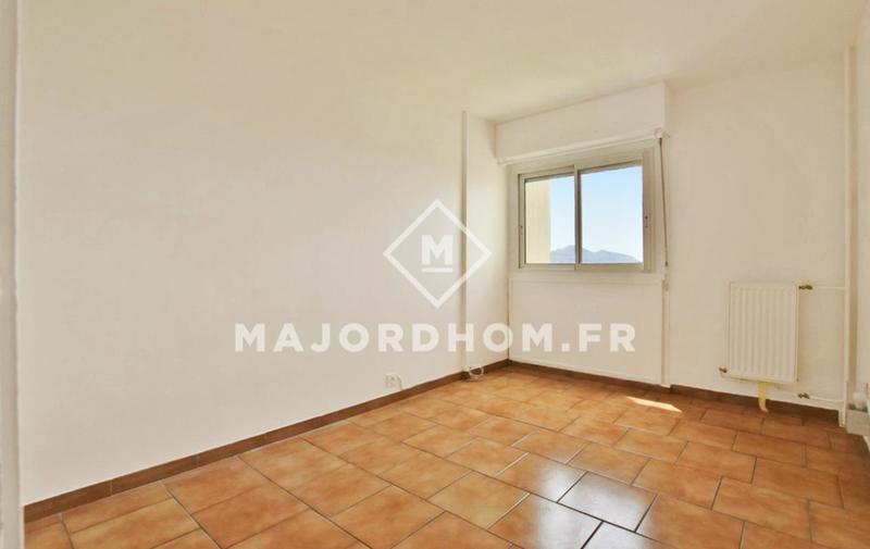 Appartement - 77 m² - 4 pièces