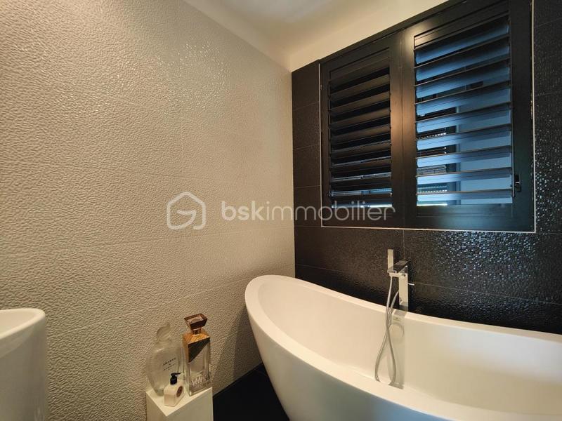 Maison d'architecte - 160 m² - 6 pièces