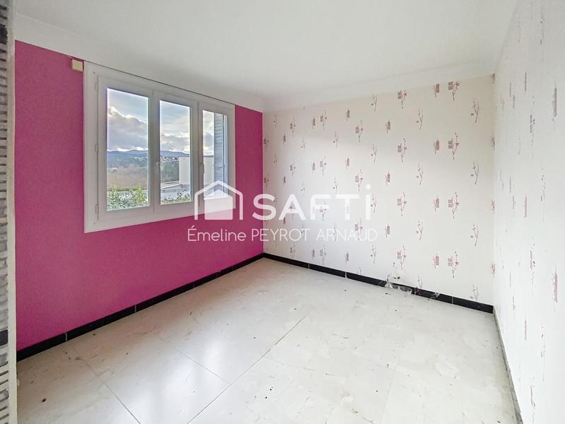 Maison - 92 m² - 4 pièces