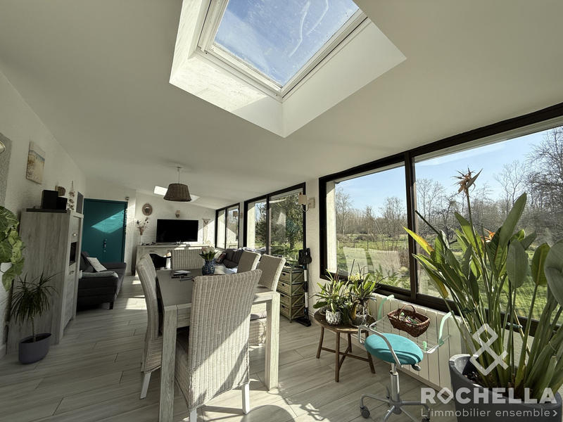 Maison ancienne - 265 m² - 8 pièces