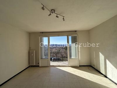 Appartement - 62 m² - 4 pièces