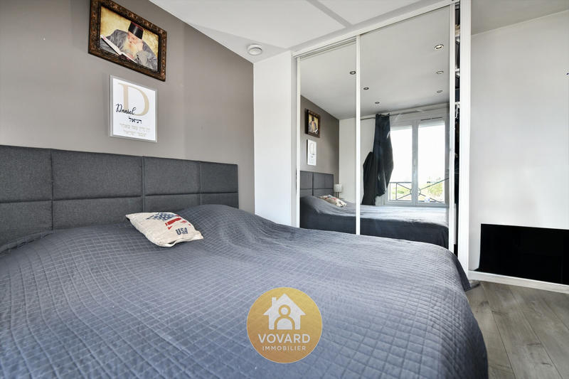 Maison - 204 m² - 8 pièces